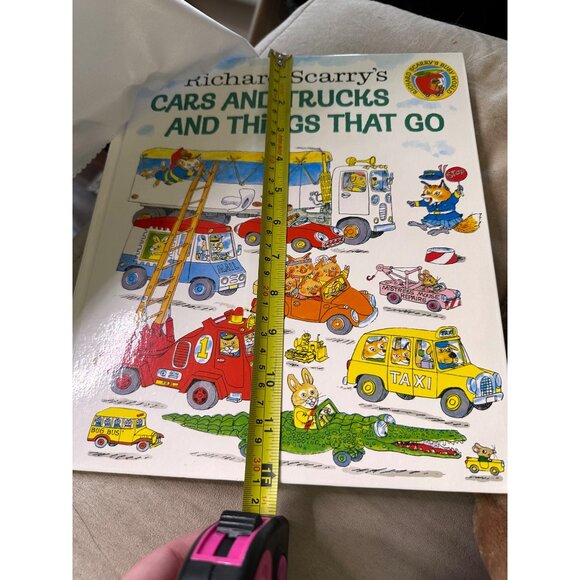 Richard Scarry’s Cars and Trucks and Things that Go Oversized HC Book 2014 50th - Picture 10 of 11